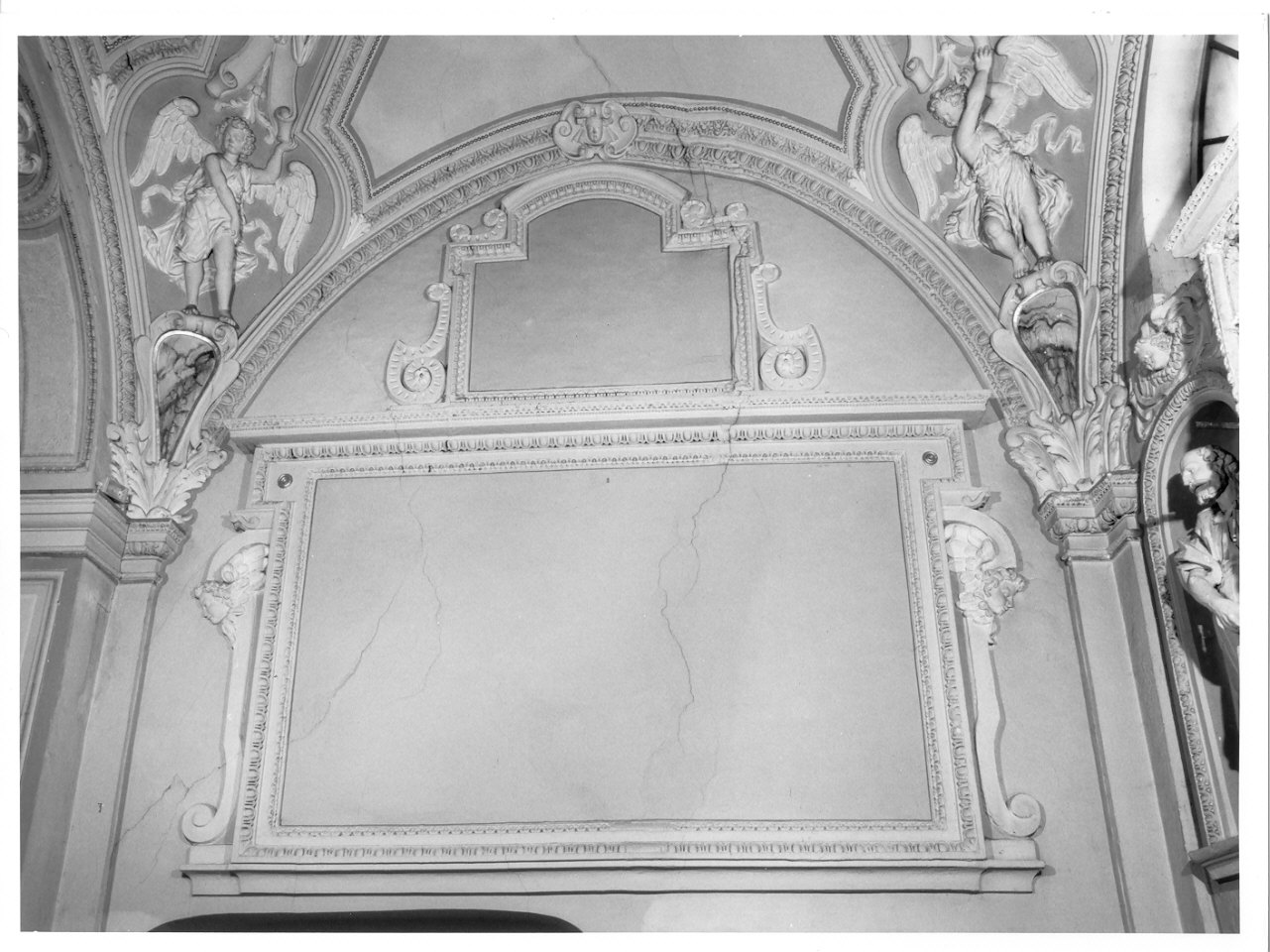 motivi decorativi (decorazione plastica, coppia) - ambito comasco (sec. XVIII)