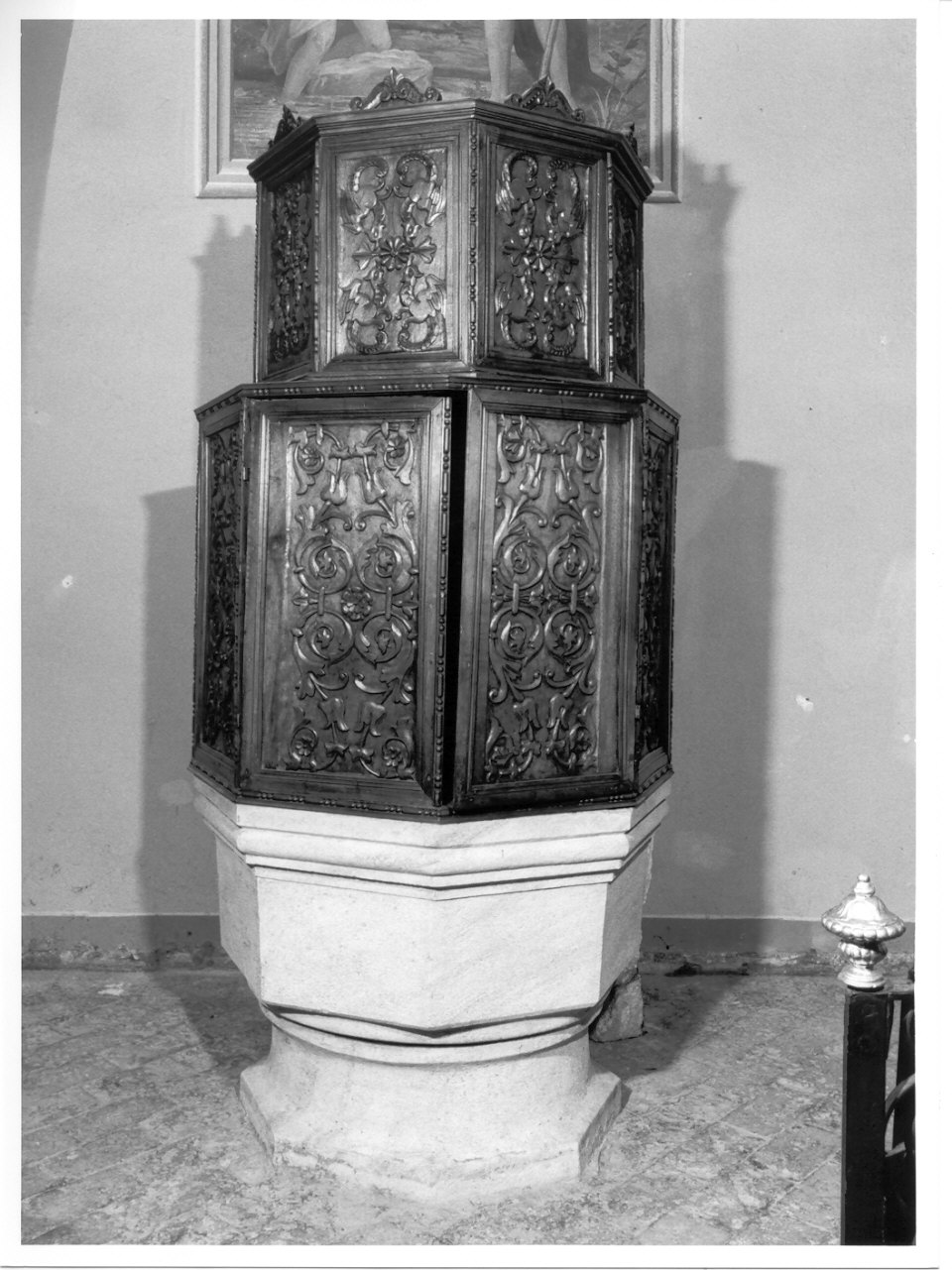 fonte battesimale, opera isolata - ambito lombardo (prima metà sec. XX)