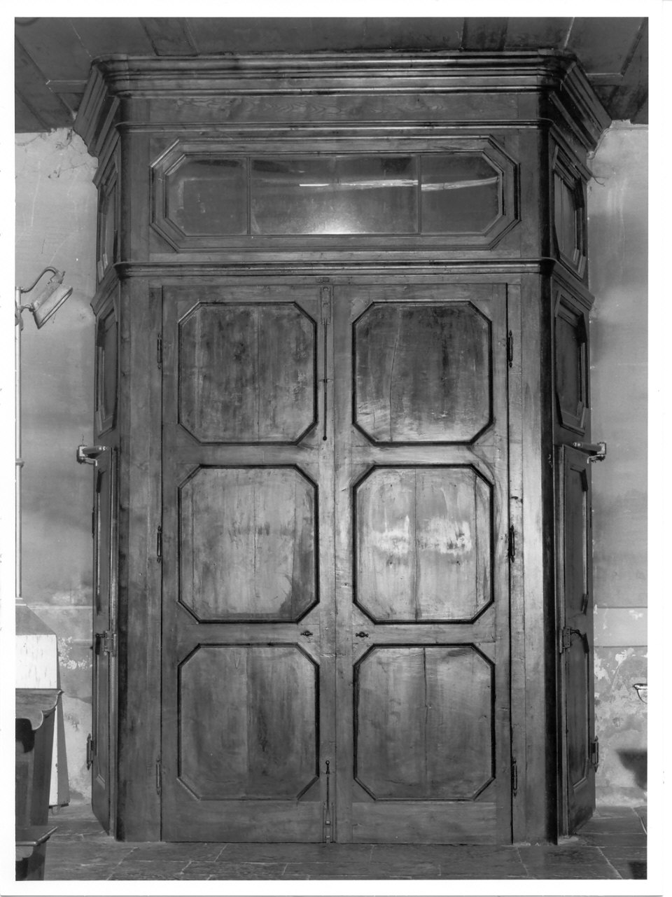 bussola d'ingresso, opera isolata - bottega lombarda (sec. XVII)
