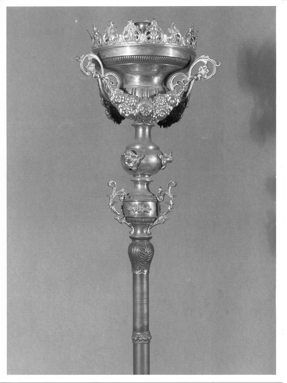 candelabro portatile, opera isolata - ambito lombardo (sec. XIX)