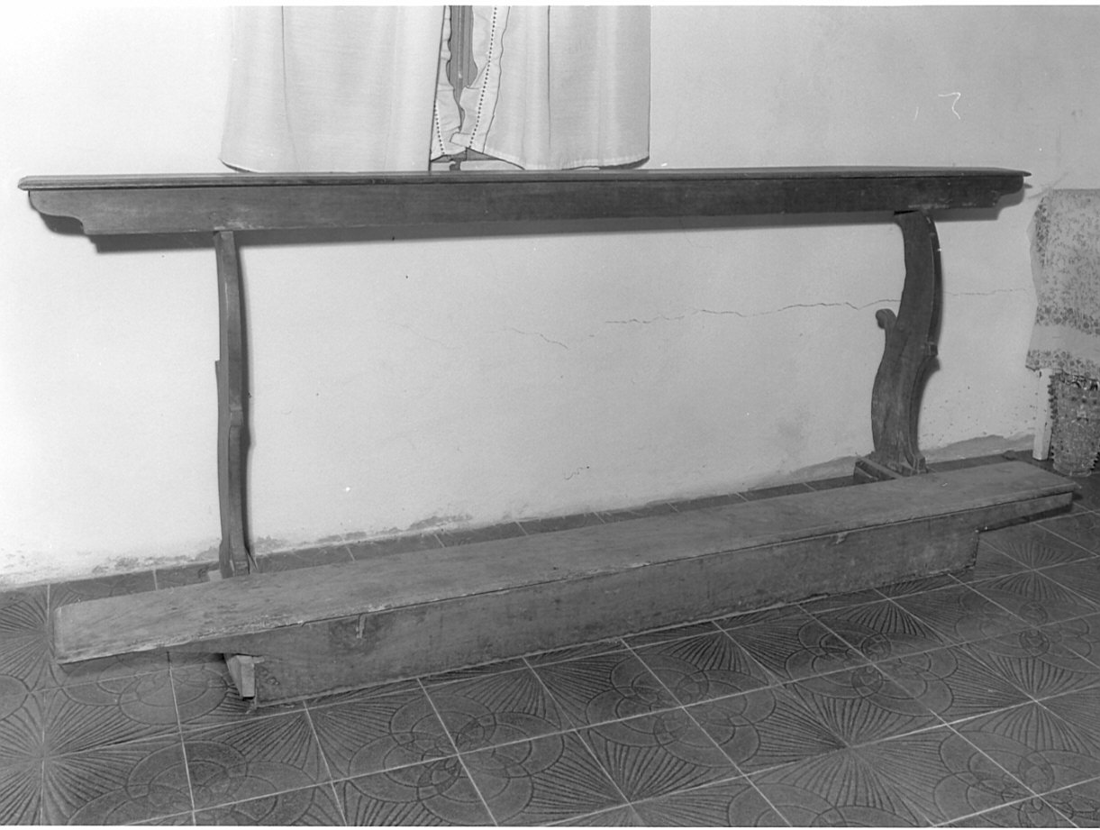 inginocchiatoio, opera isolata - bottega lombarda (sec. XVIII)