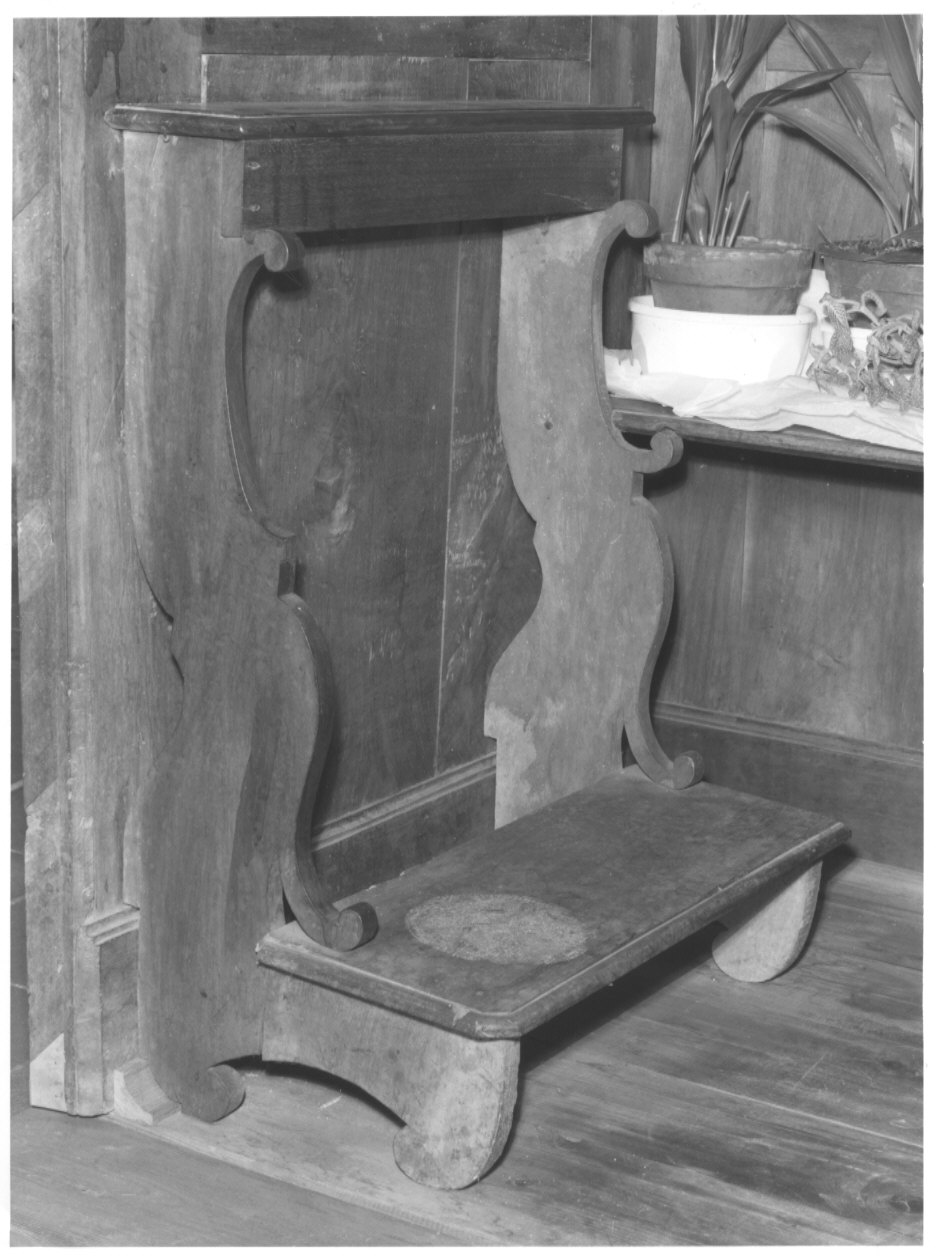 inginocchiatoio, coppia - bottega comacina (sec. XVIII)