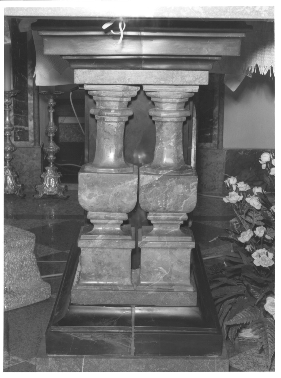 balaustrata di altare, serie - bottega lombarda (sec. XVIII)