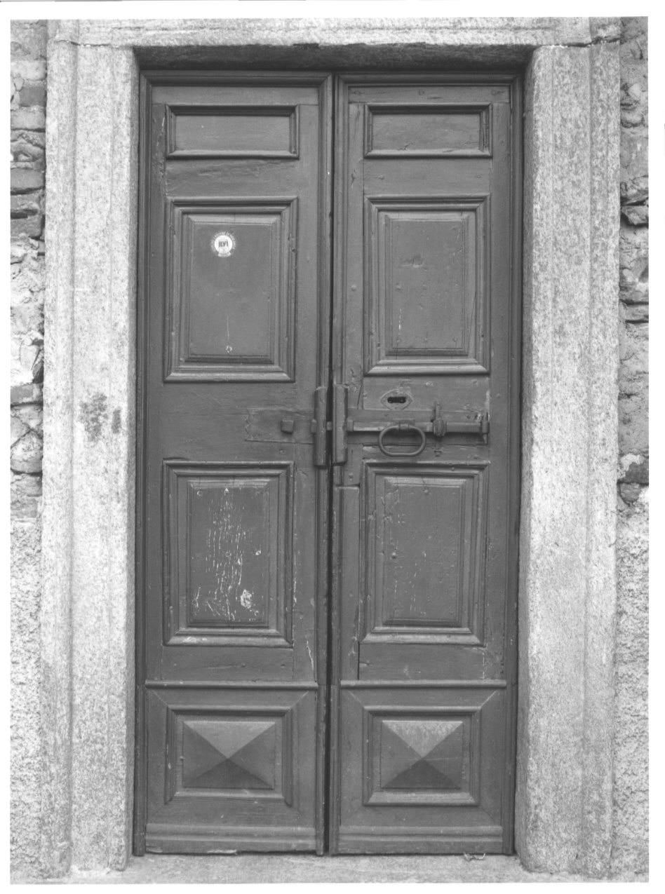 porta - a due battenti, opera isolata - bottega lombarda (sec. XVIII)