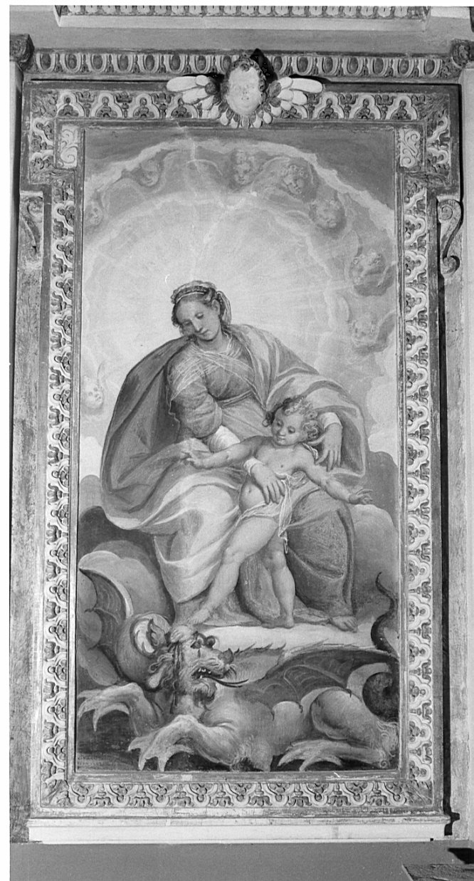 Madonna con Bambino che combatte il drago (dipinto, elemento d'insieme) di Della Rovere Giovanni Mauro detto Fiammenghino (sec. XVII)