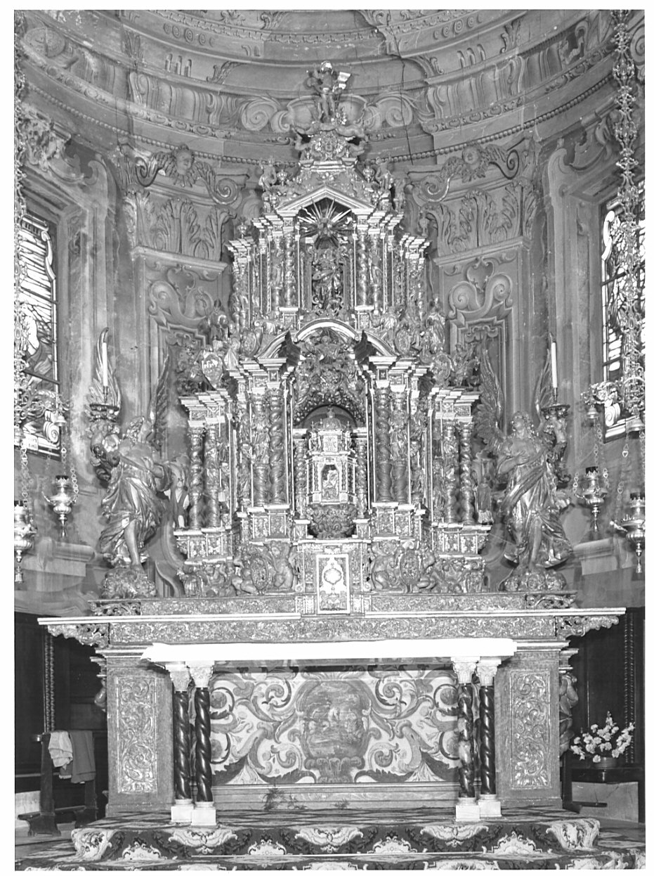altare maggiore, complesso decorativo di Castelli Bernardo detto Borromini Bernardo (sec. XVII)