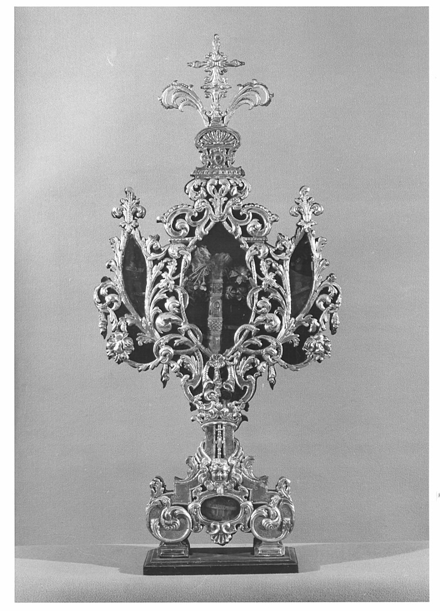 reliquiario, serie - bottega lombarda (inizio sec. XVIII)