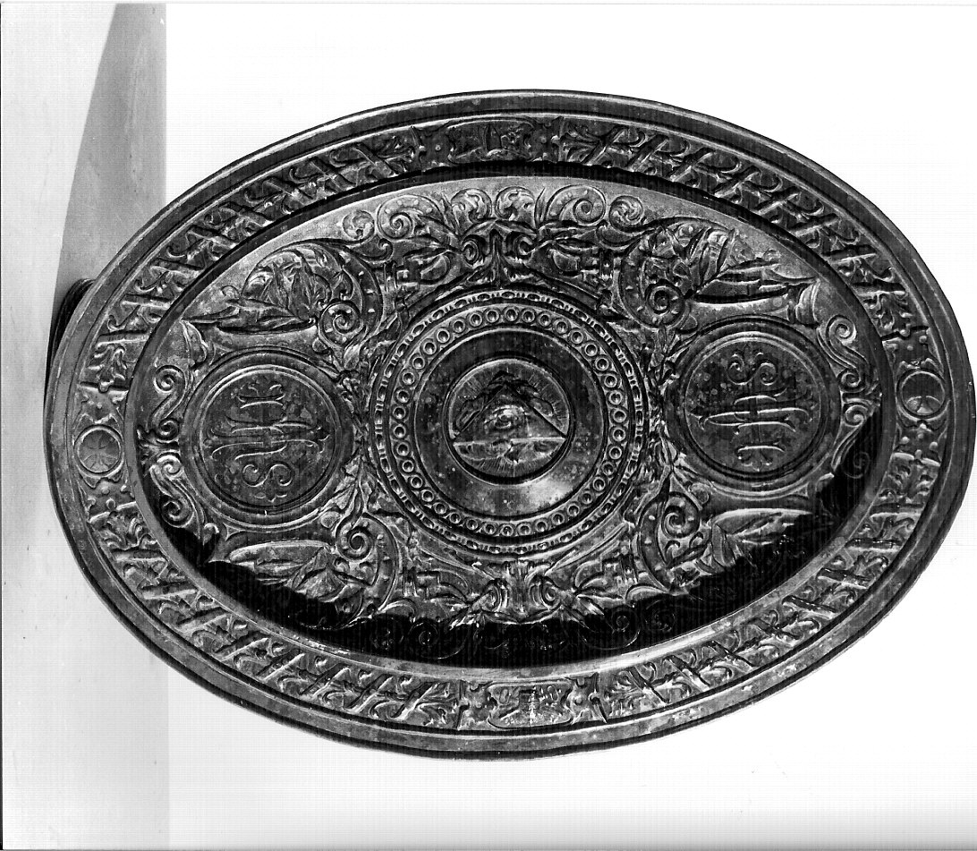 vassoio, opera isolata - ambito lombardo (sec. XIX)