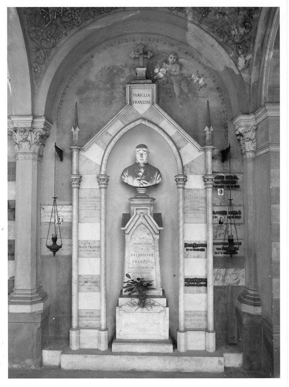 monumento funebre, opera isolata di Crippa L (sec. XIX)