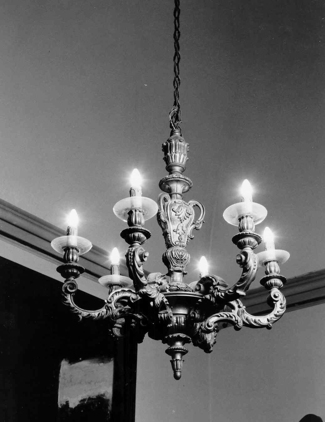 lampadario, opera isolata - ambito italiano (seconda metà sec. XIX)