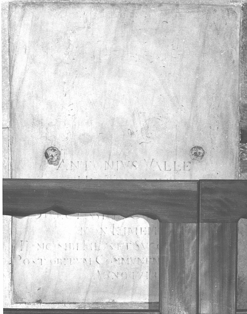 lapide, opera isolata - bottega lombarda (sec. XVIII)