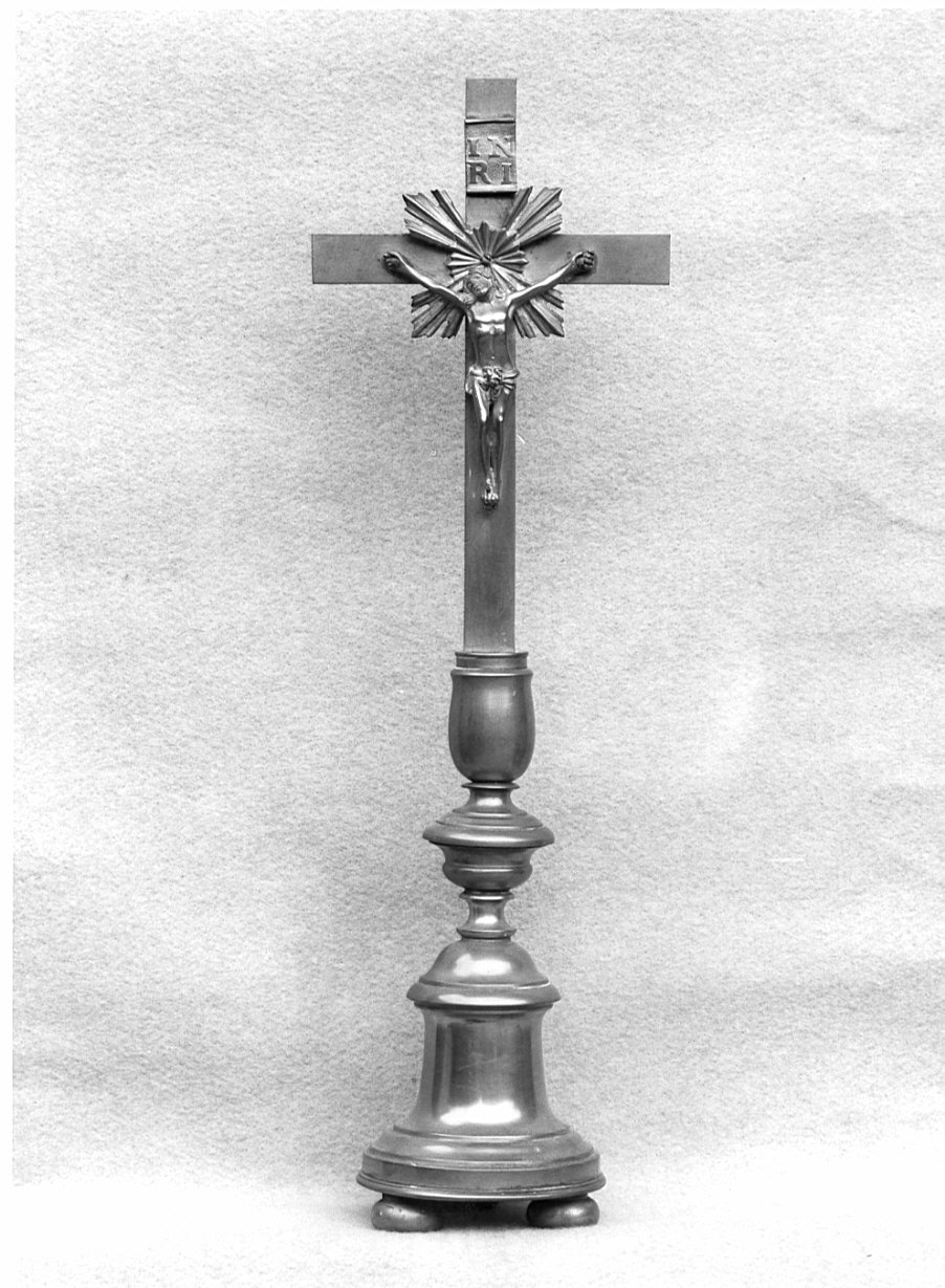 crocifisso - ambito valtellinese (primo quarto sec. XX)