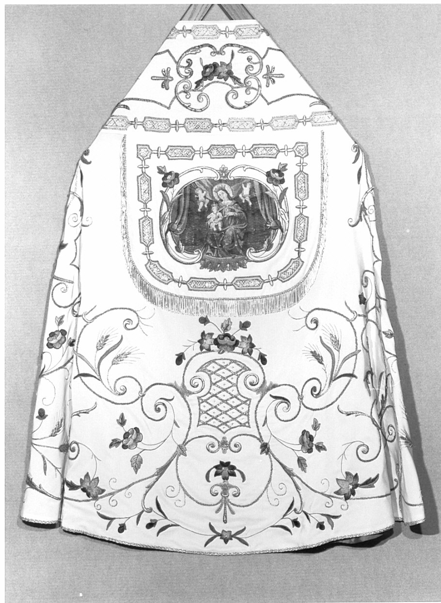 piviale - manifattura italiana (ultimo quarto sec. XIX)