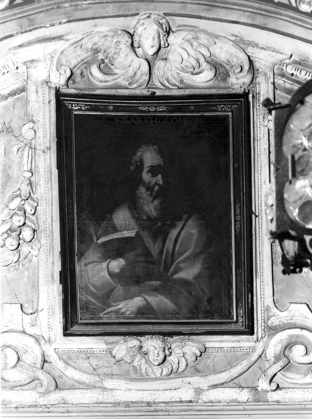 motivi decorativi a festoni con cherubini (decorazione plastica, elemento d'insieme) - ambito lombardo (sec. XVII)