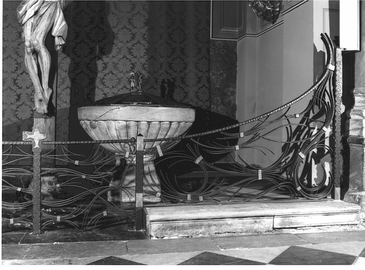 cancellata del fonte battesimale, coppia - ambito valtellinese (secondo quarto sec. XX)