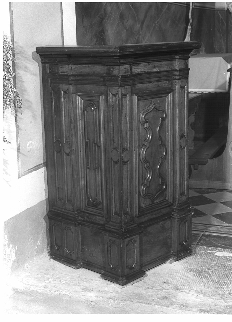 ambone, opera isolata - produzione lombarda (sec. XVII)