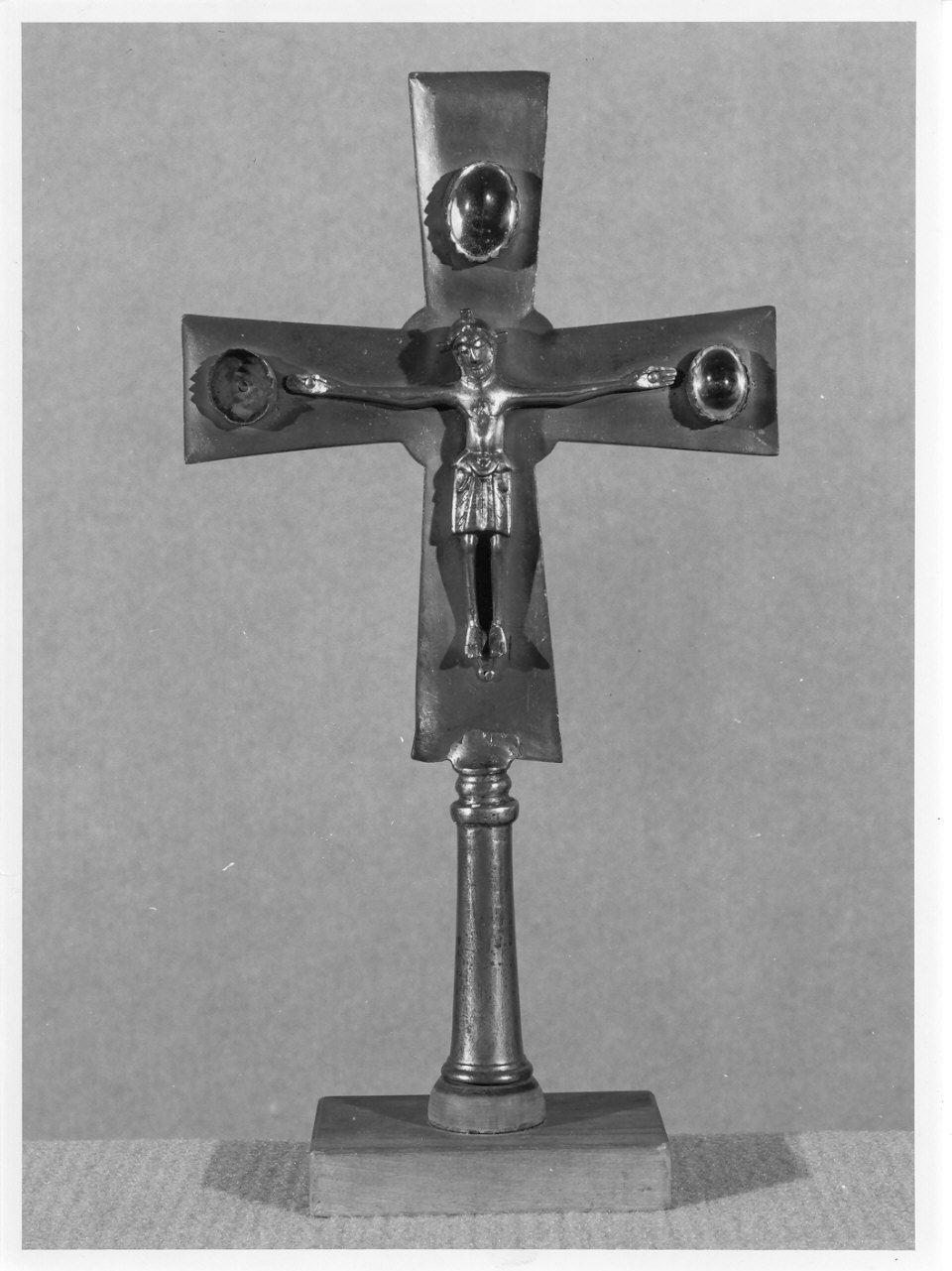 croce processionale, opera isolata - manifattura lombarda (sec. XII)