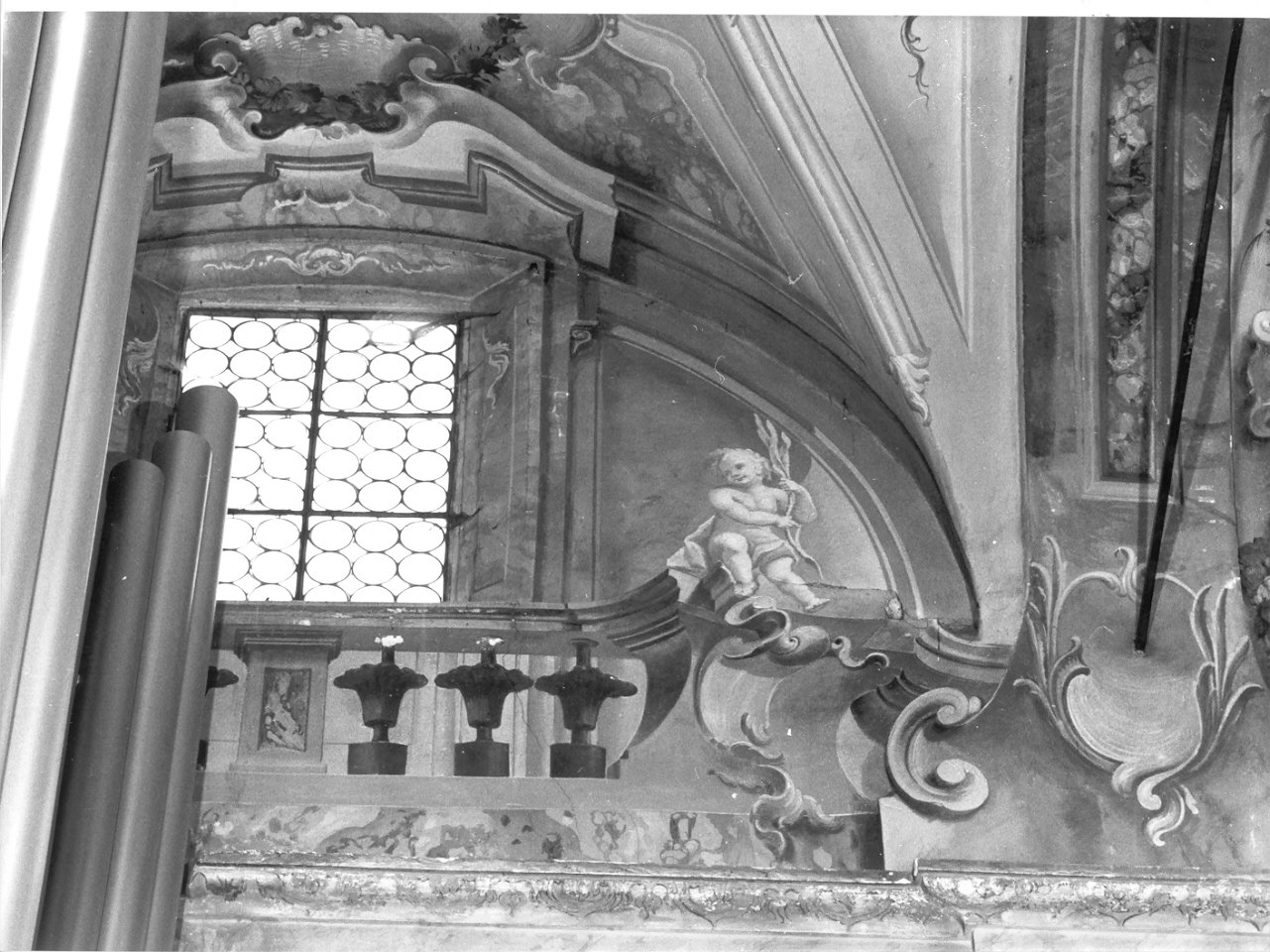 architettura illusionistica (dipinto, elemento d'insieme) di Fiori Filippo (attribuito), Giussani Giovanni Maria (attribuito) (sec. XVIII)