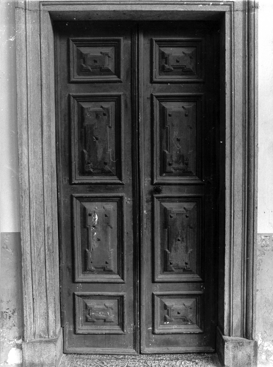 porta - a due battenti, serie - ambito della Val Chiavenna (sec. XVII)