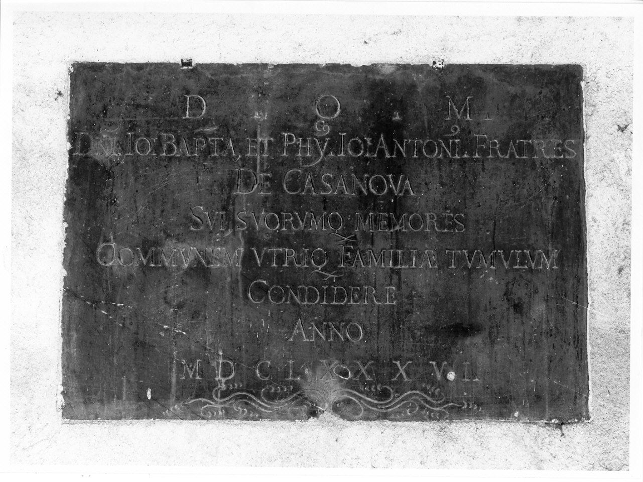 lapide tombale, opera isolata - ambito della Val Chiavenna (sec. XVII)