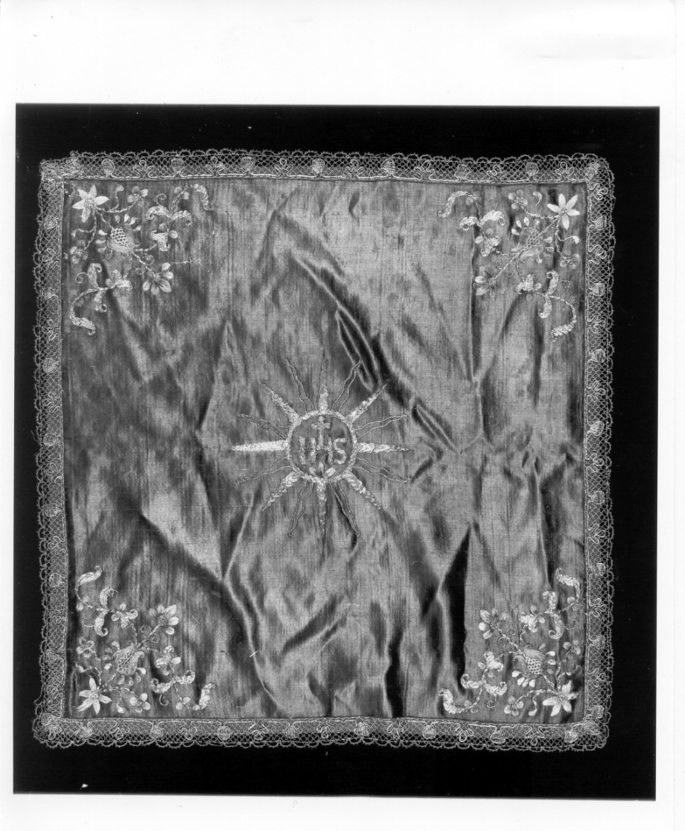 velo di calice, insieme - manifattura italiana (sec. XVII)