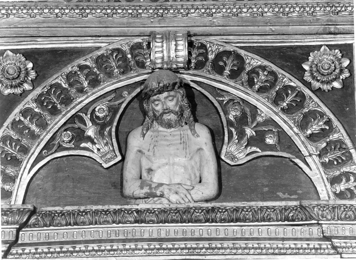 Cristo in pietà (busto, elemento d'insieme) di Bussolo Pietro, De Passeris Andrea (sec. XV)