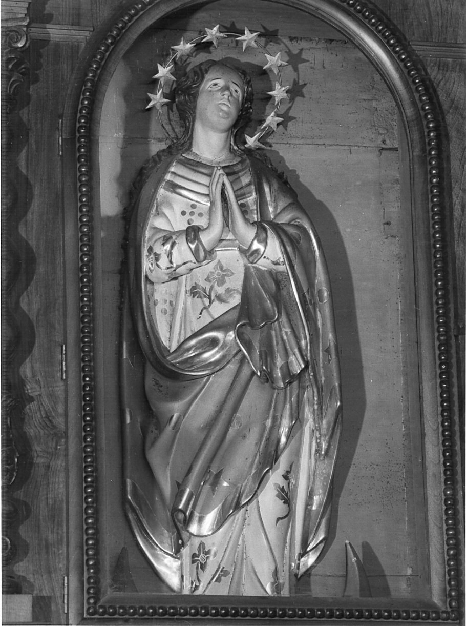 Immacolata Concezione (statua, elemento d'insieme) - ambito tiranese (seconda metà sec. XIX)