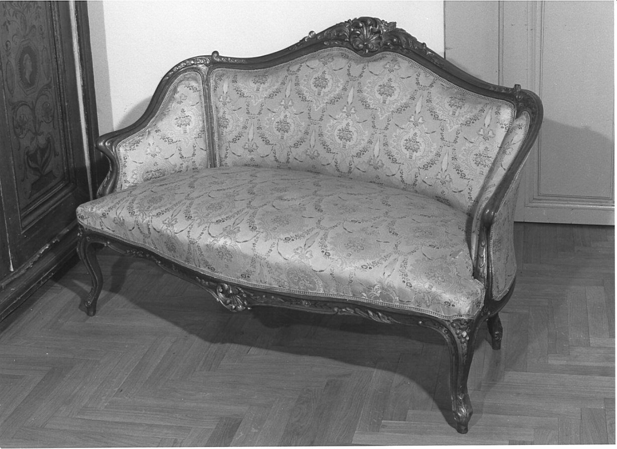 divano, opera isolata - bottega italiana (seconda metà sec. XVIII)