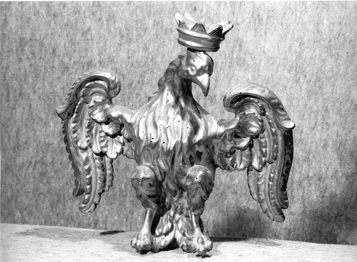 aquila con corona (scultura, frammento) - bottega lombarda (sec. XVIII)