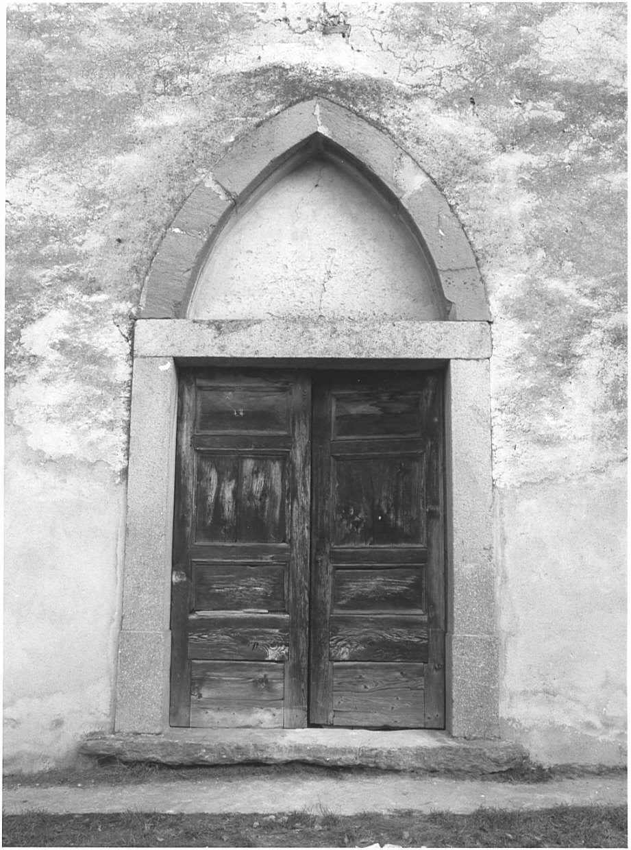 portale - a sesto acuto, opera isolata - bottega sulmonese (seconda metà sec. XV)