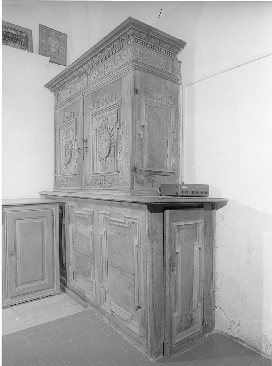 armadio, opera isolata - bottega lombarda (sec. XVII)