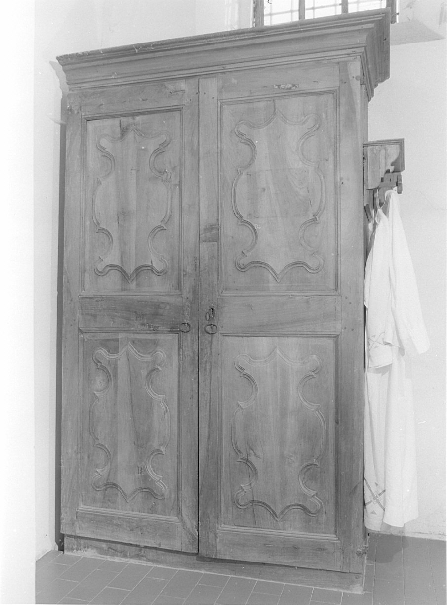 armadio, opera isolata - bottega lombarda (sec. XVII)