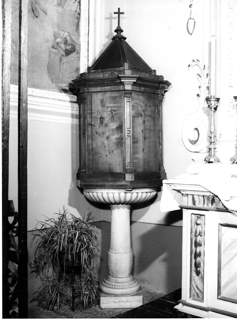 fonte battesimale - a fusto, opera isolata - bottega lombarda (prima metà sec. XVIII)