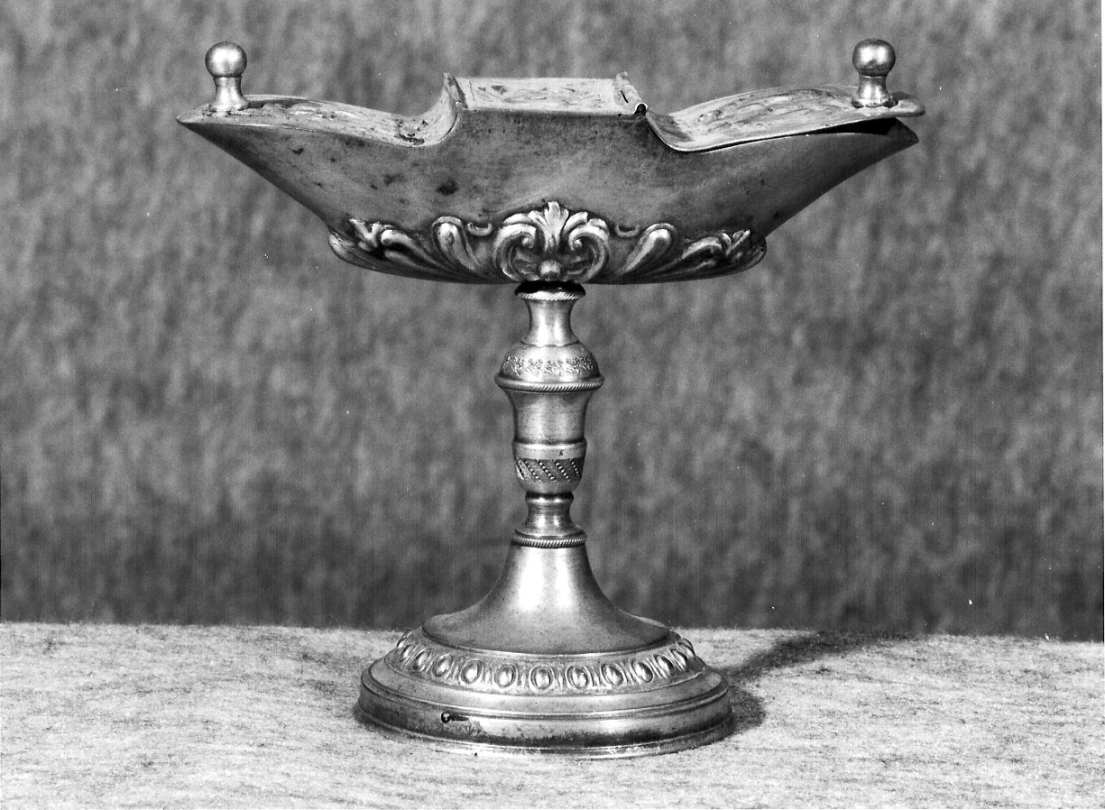 navicella portaincenso - a doppia valva, opera isolata - bottega lombarda (seconda metà sec. XVII)