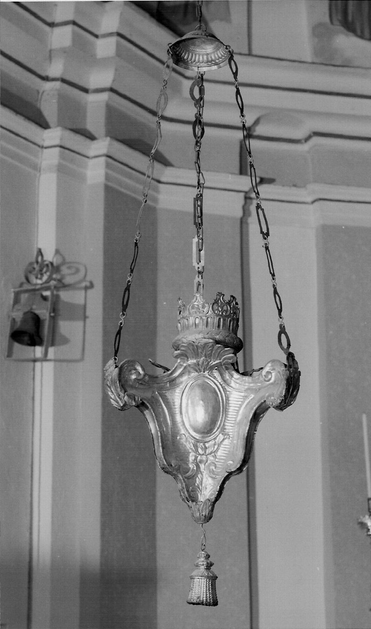 lampada pensile, opera isolata - ambito valtellinese (sec. XVIII)