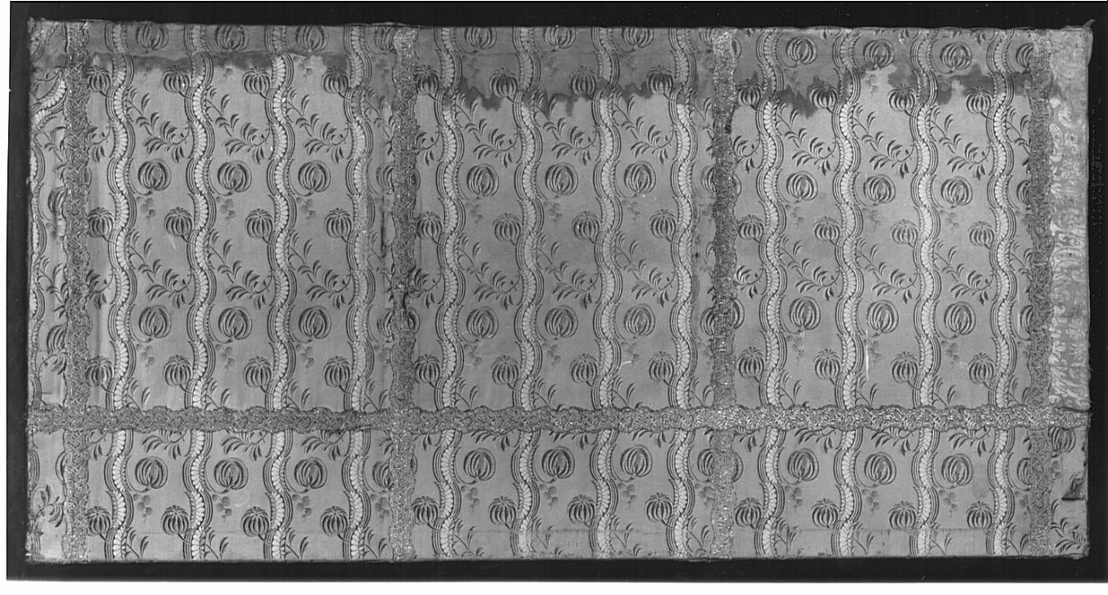 paliotto, opera isolata - manifattura italiana (fine/inizio secc. XVIII/ XIX)