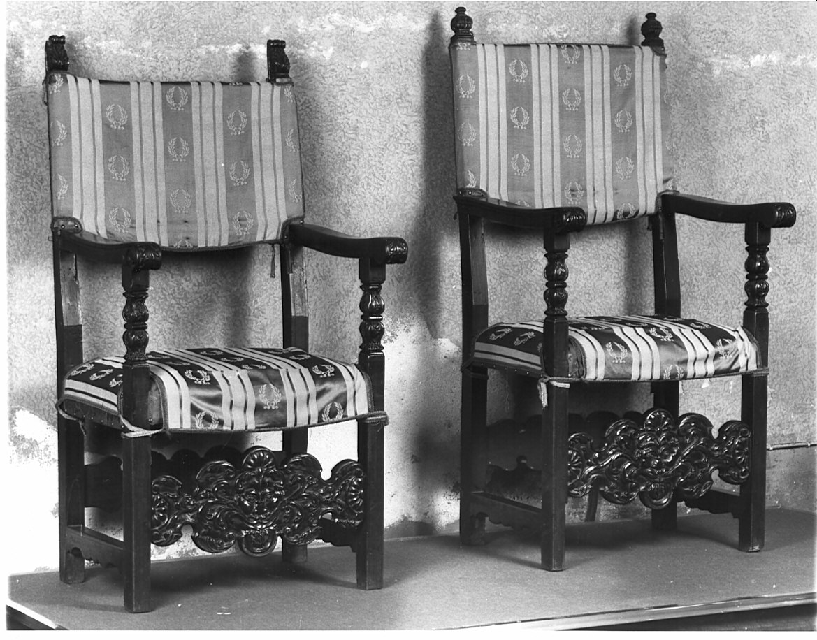 sedia - a braccioli - bottega lombarda (sec. XVIII)