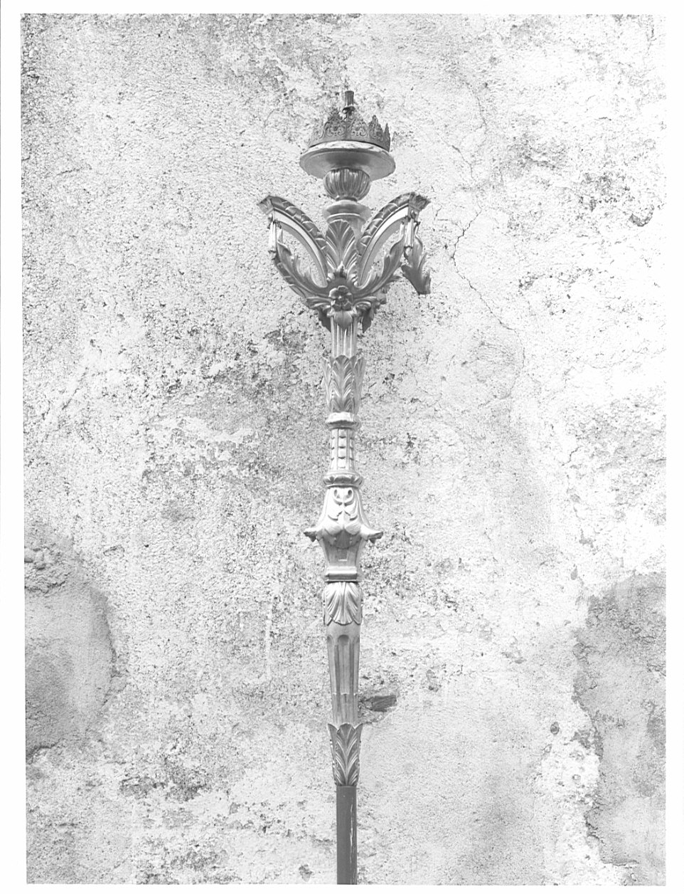candelabro portatile, opera isolata - produzione italiana (sec. XIX)