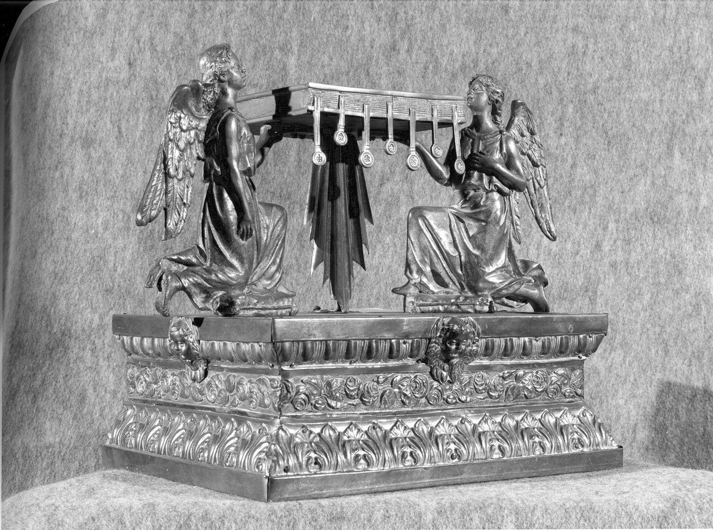 tronetto per esposizione eucaristica, opera isolata - ambito lombardo (fine/inizio secc. XIX/ XX)