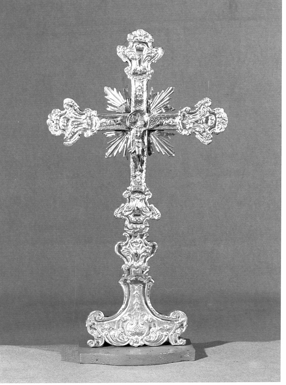 croce d'altare, opera isolata - ambito valtellinese (sec. XVIII)