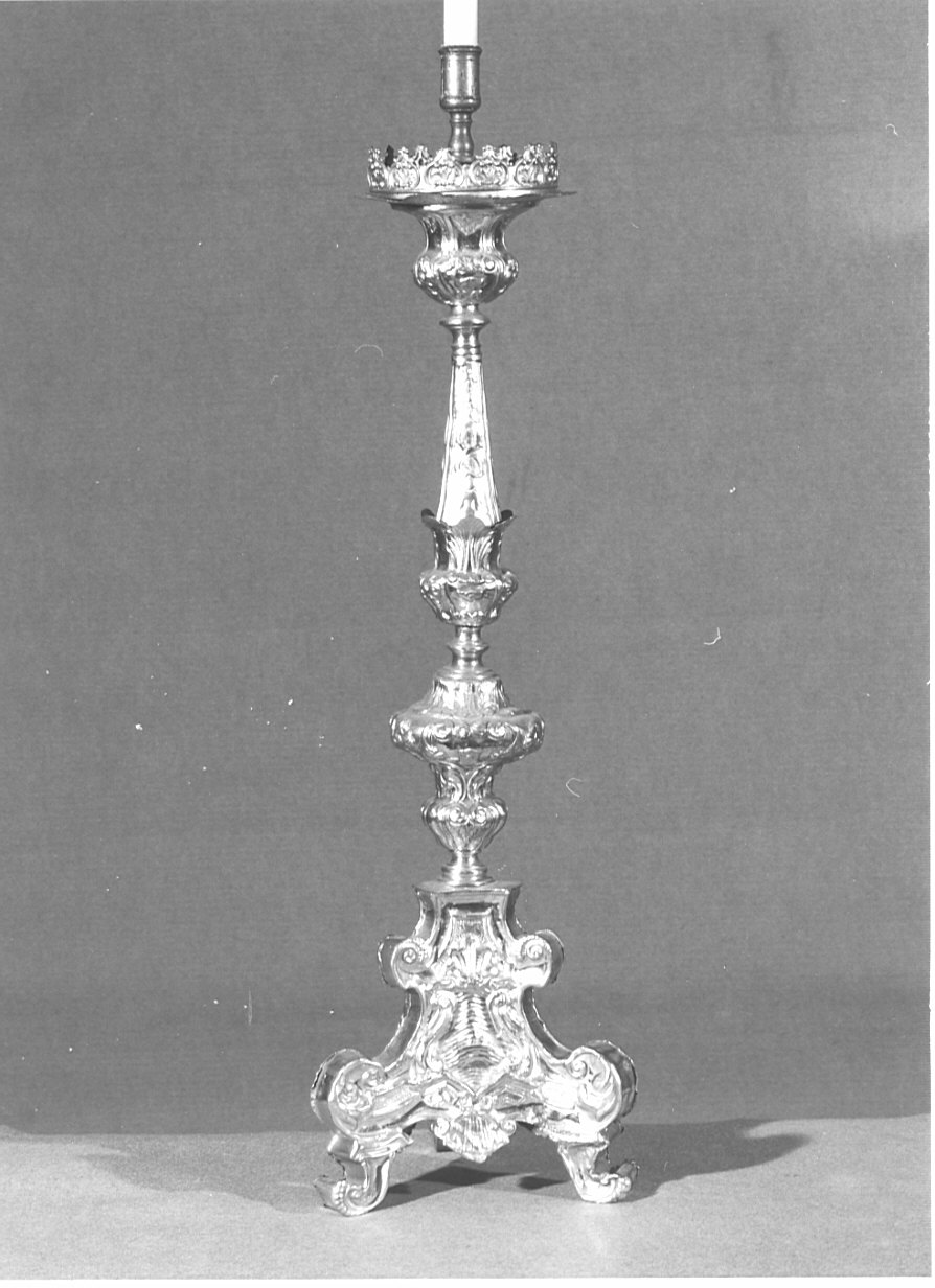 candeliere d'altare, serie - ambito valtellinese (sec. XVIII)