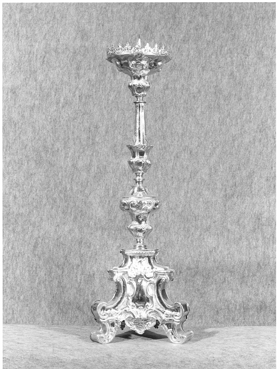 candeliere d'altare, serie - ambito lombardo (sec. XVIII)