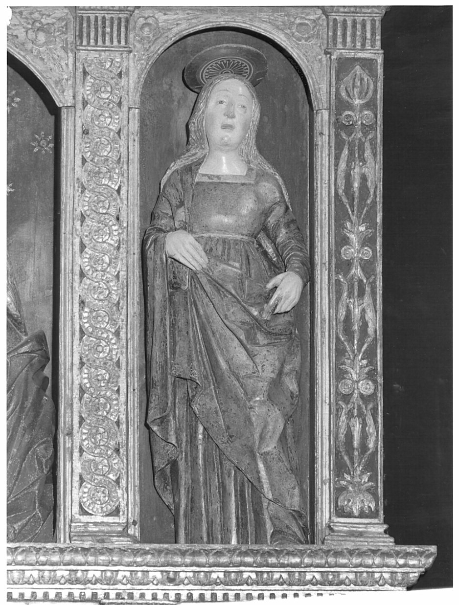 Santa Lucia (statua, elemento d'insieme) di Del Maino Giacomo (bottega) (fine sec. XV)