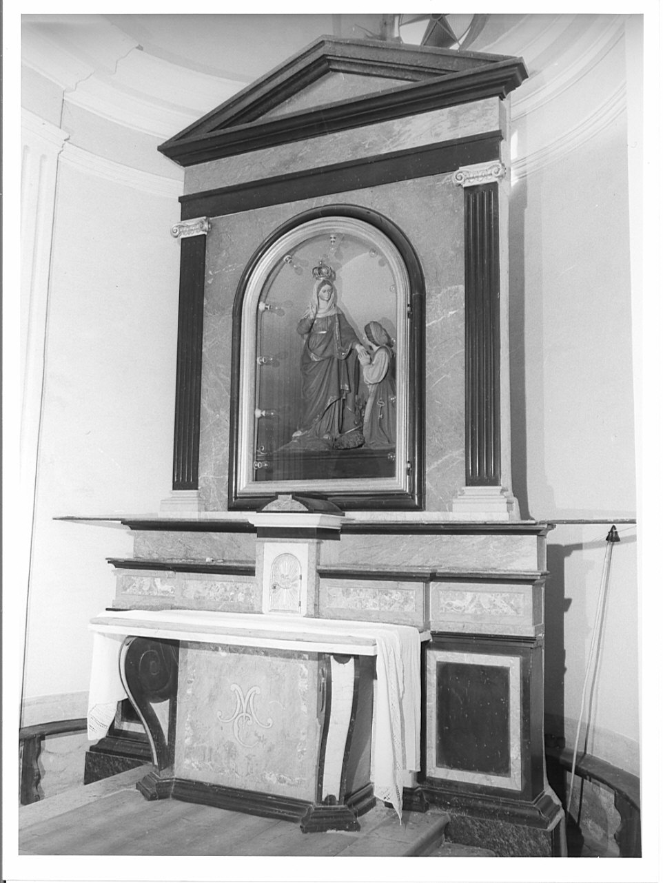 altare maggiore, opera isolata di Ditta Scannagatta (sec. XX)