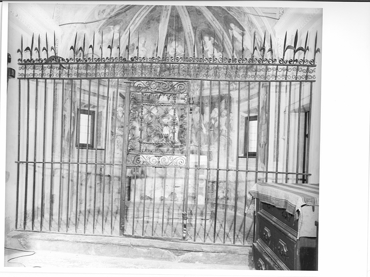 cancellata di cappella, opera isolata - ambito valtellinese (sec. XVI)