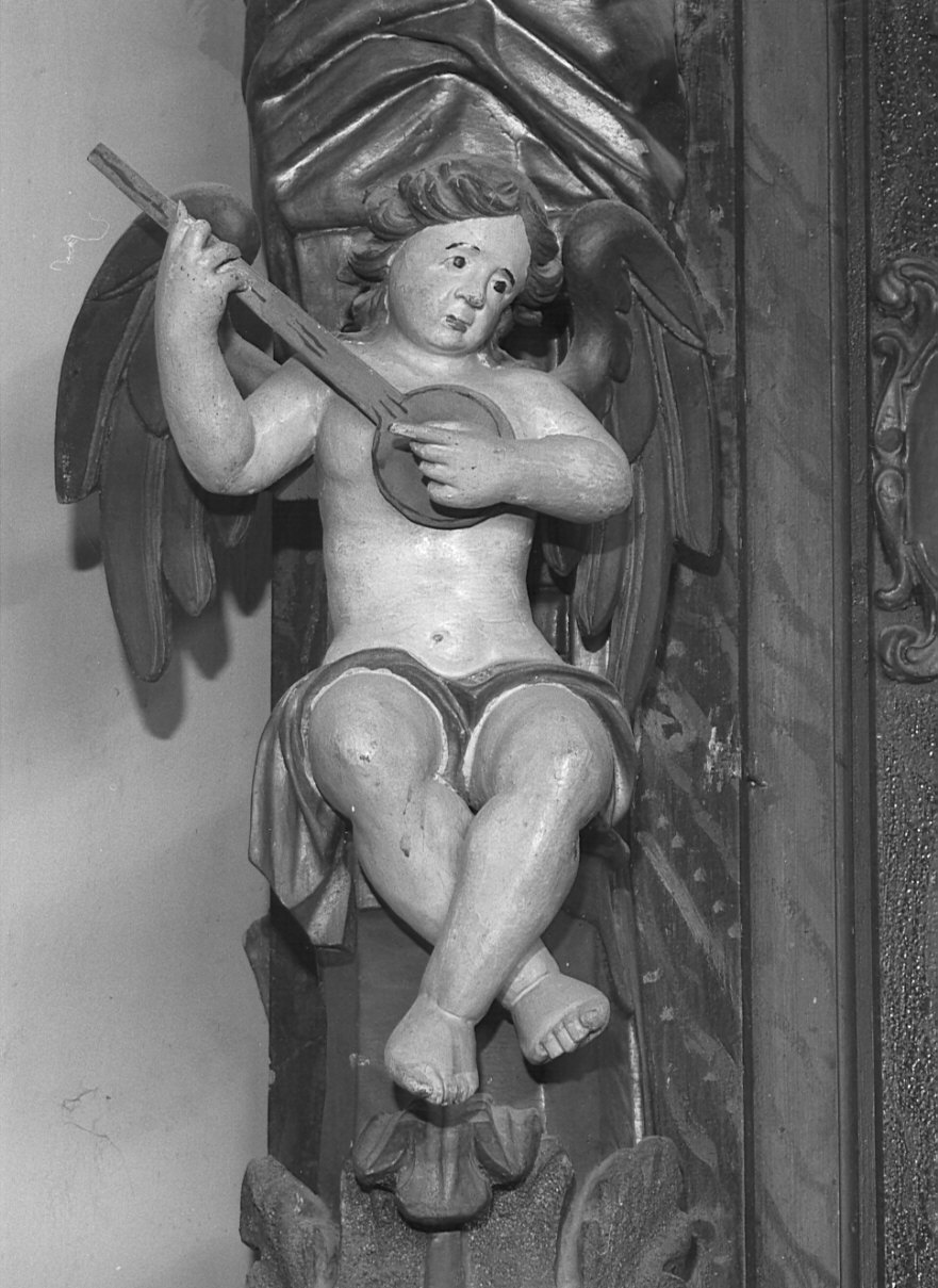 angelo musicante (statua, elemento d'insieme) - ambito lombardo (sec. XVII)