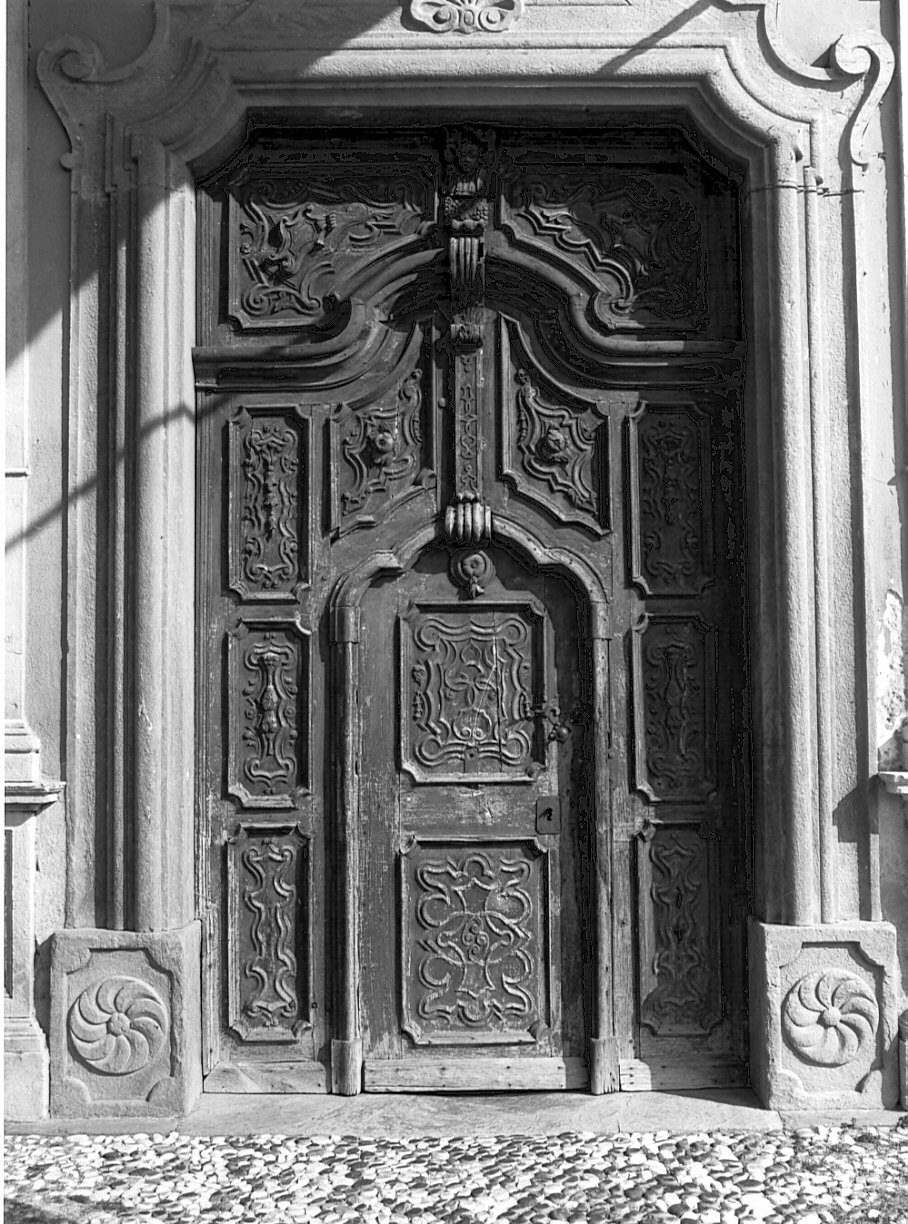 porta, opera isolata - ambito valtellinese (prima metà sec. XVIII)
