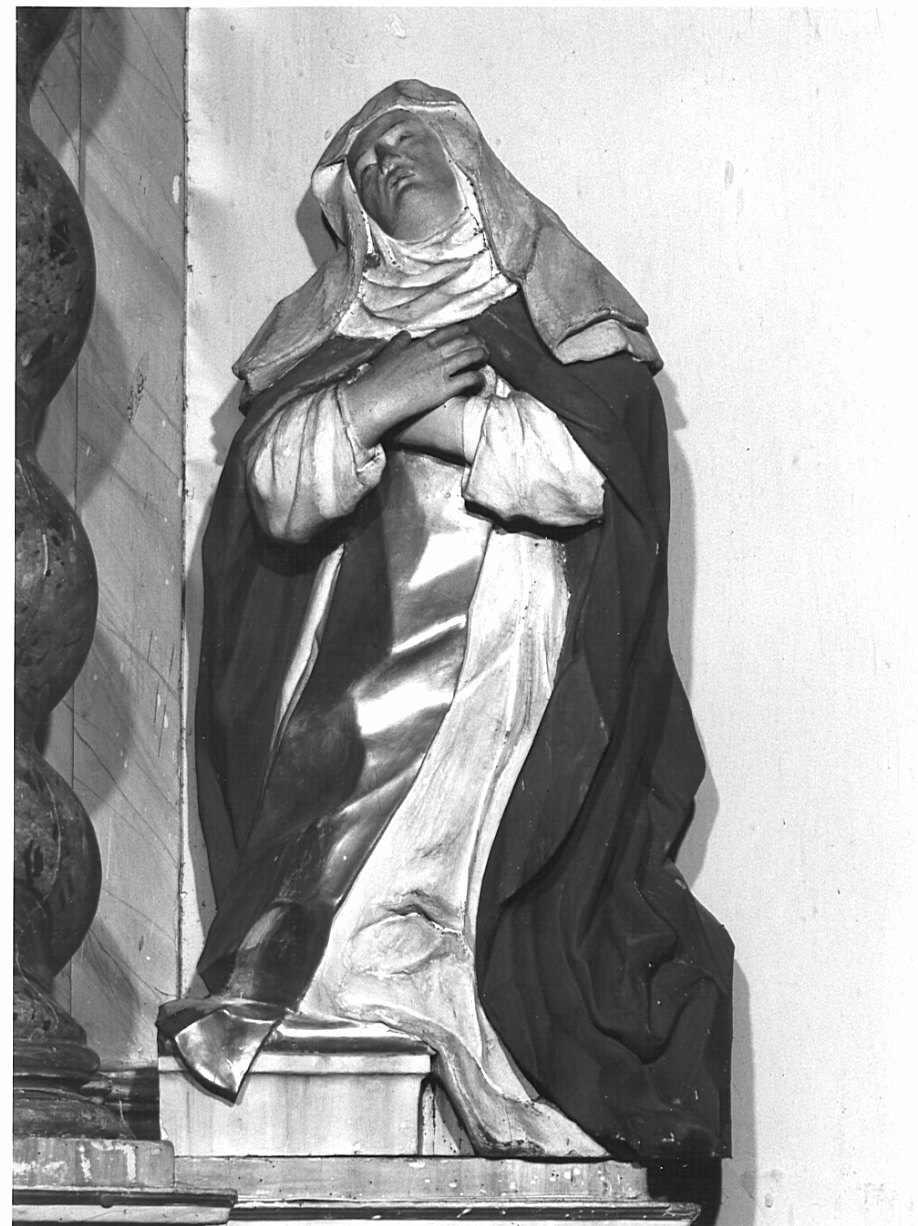 Santa Caterina da Siena (statua, elemento d'insieme) di Ramus Pietro (bottega) (fine/inizio secc. XVII/ XVIII)