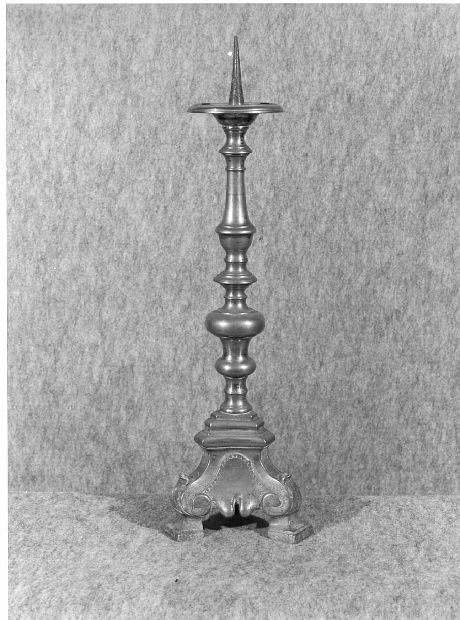 candeliere d'altare, serie - ambito lombardo (sec. XIX)