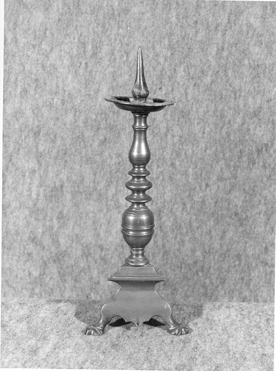 candeliere d'altare, serie - ambito lombardo (prima metà sec. XIX)